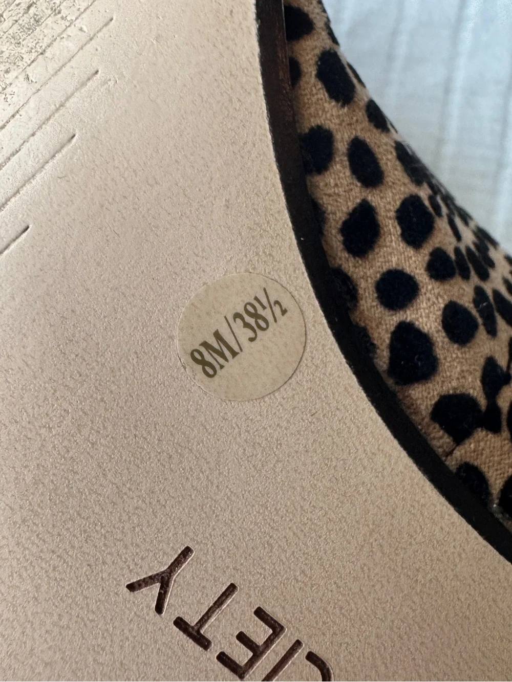 Sole Society cheetah print pointed toe block heels size 8